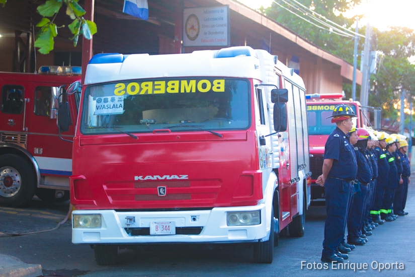 BOMBEROS1